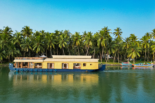 Neeleshwar Hermitage